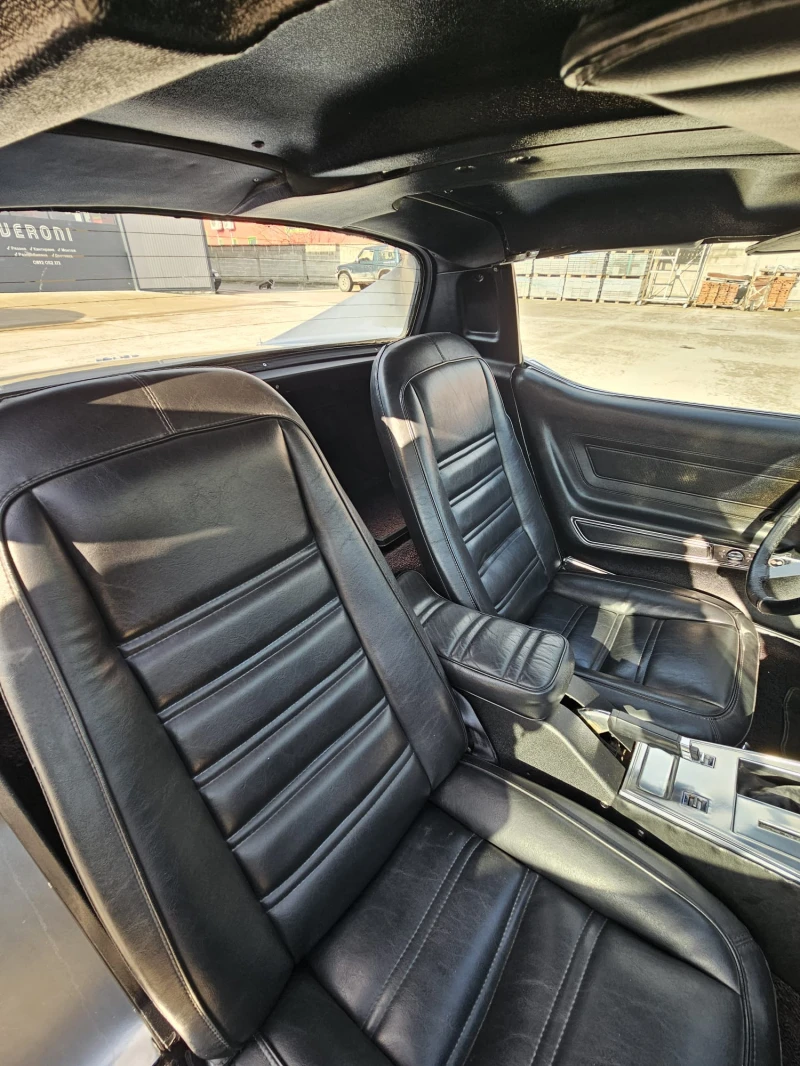 Chevrolet Corvette C3 5700 Stingray, снимка 13 - Автомобили и джипове - 53361793