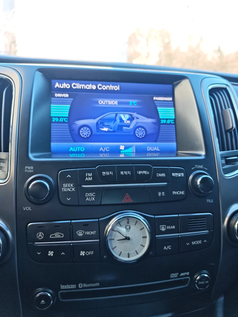 Genesis G90 Equus Vs380, снимка 12 - Автомобили и джипове - 53408382