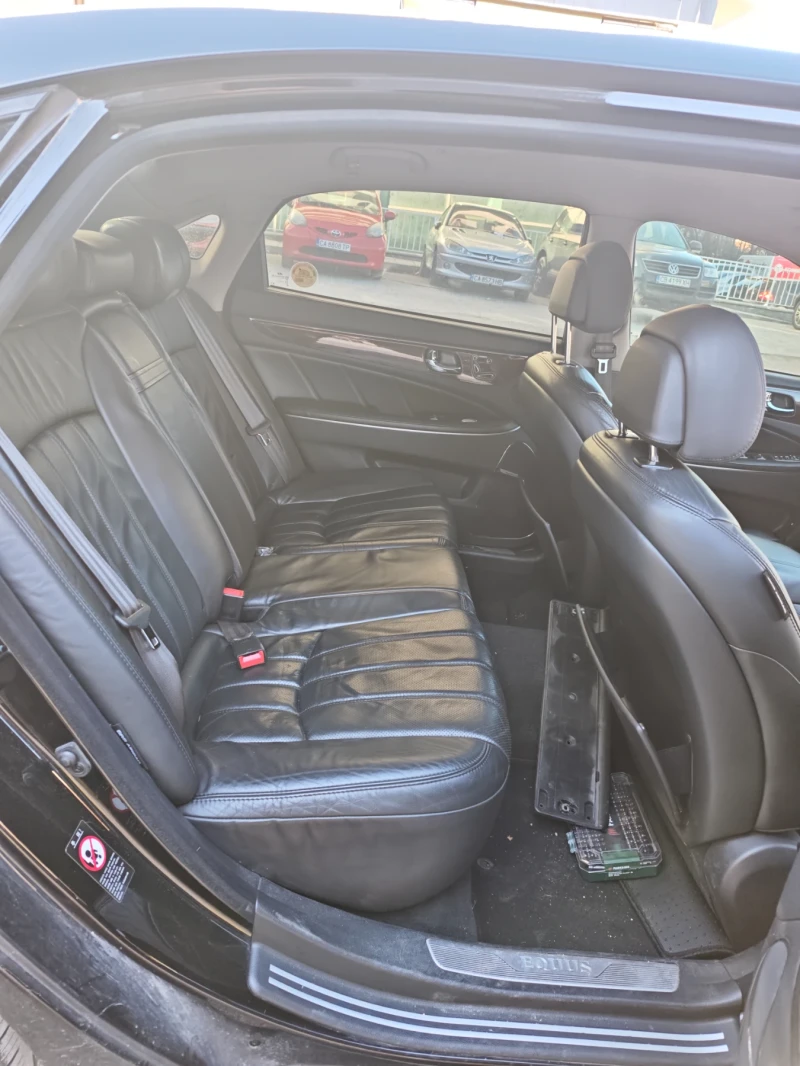 Genesis G90 Equus Vs380, снимка 14 - Автомобили и джипове - 53408382