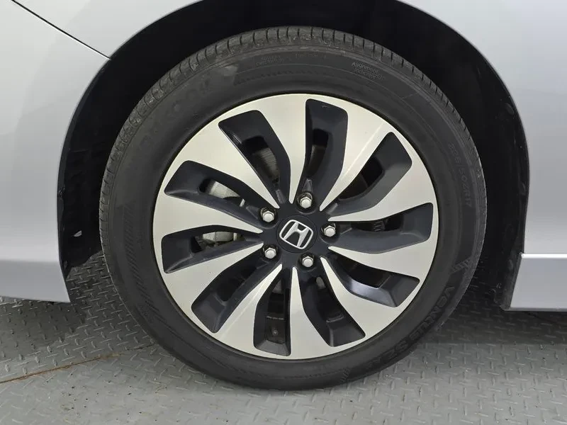 Honda Accord 2.0 Hybrid - САМО 30% АВАНС!, снимка 9 - Автомобили и джипове - 55936010