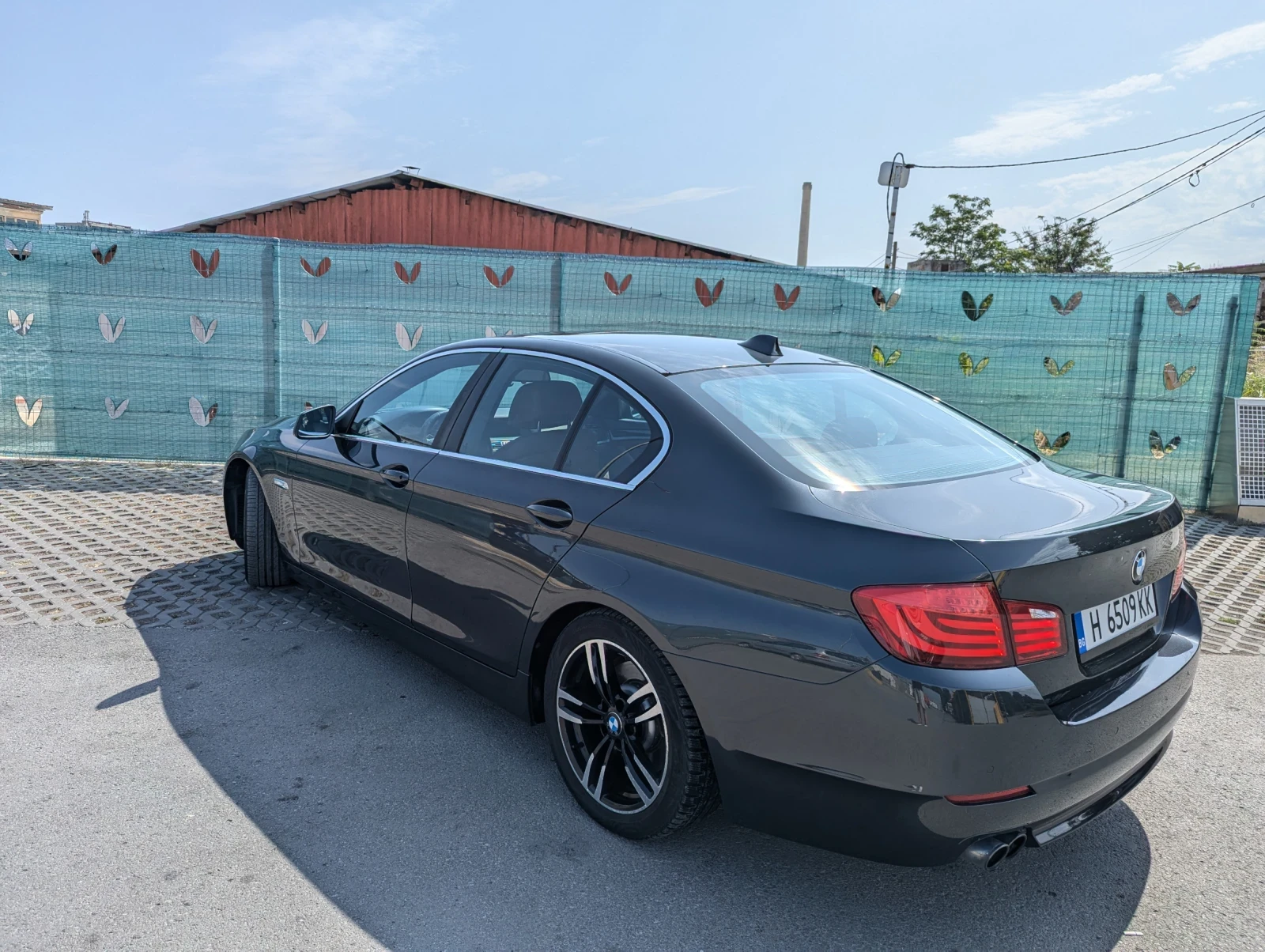 BMW 528 F10 High Executive  - изображение 4