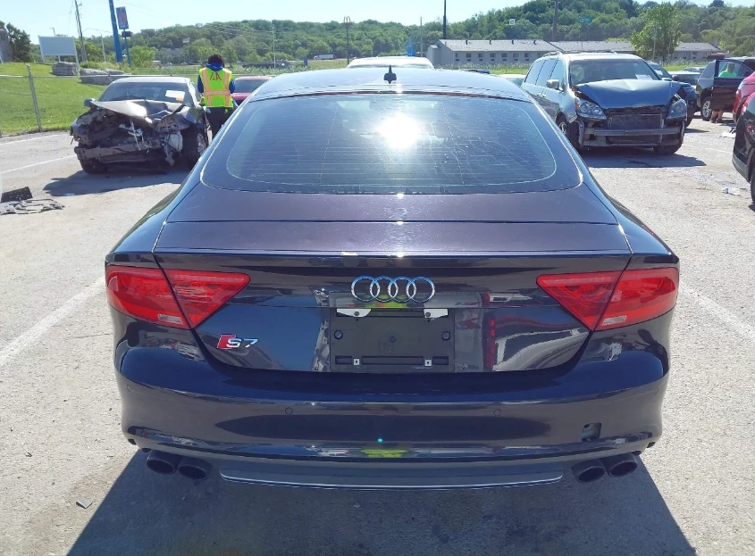 Audi S7  - изображение 5