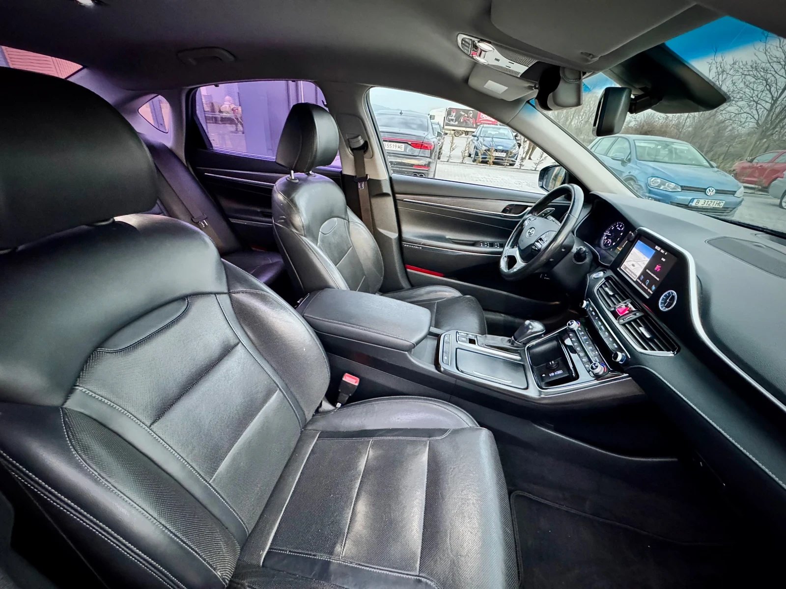 Hyundai Grandeur 3.0 GDi, снимка 11 - Автомобили и джипове - 53780897