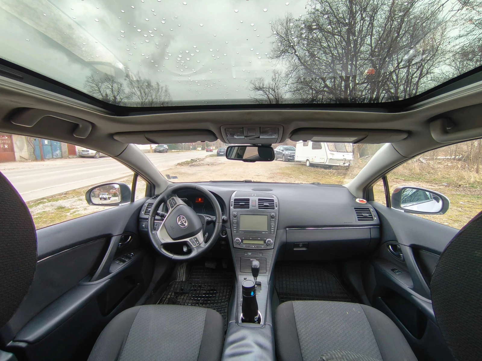 Toyota Avensis Т27, снимка 7 - Автомобили и джипове - 53911938