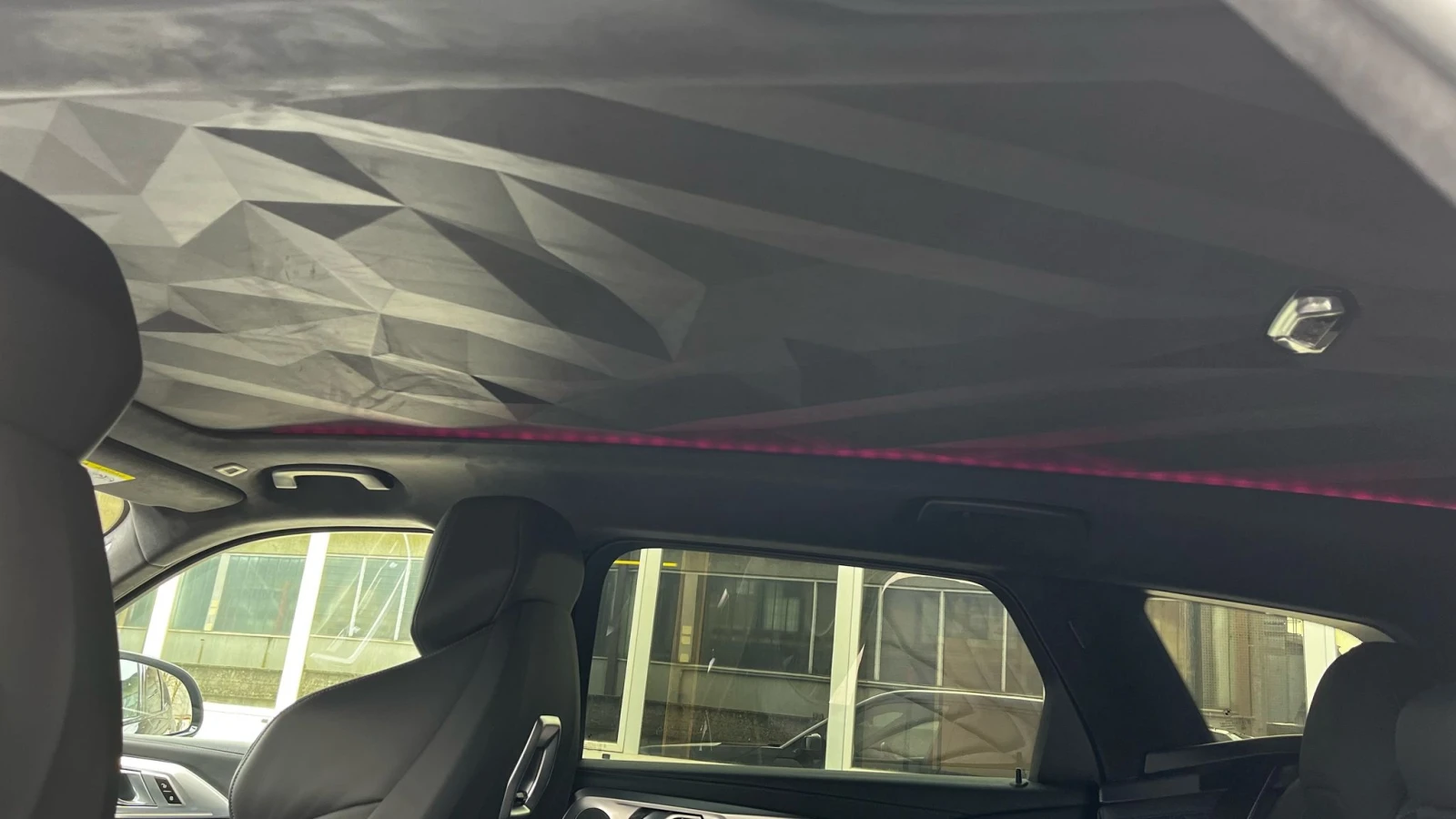 BMW XM  4.4 V8 Plug-in Hybrid xDrive | Mobile.bg � ����������� 9