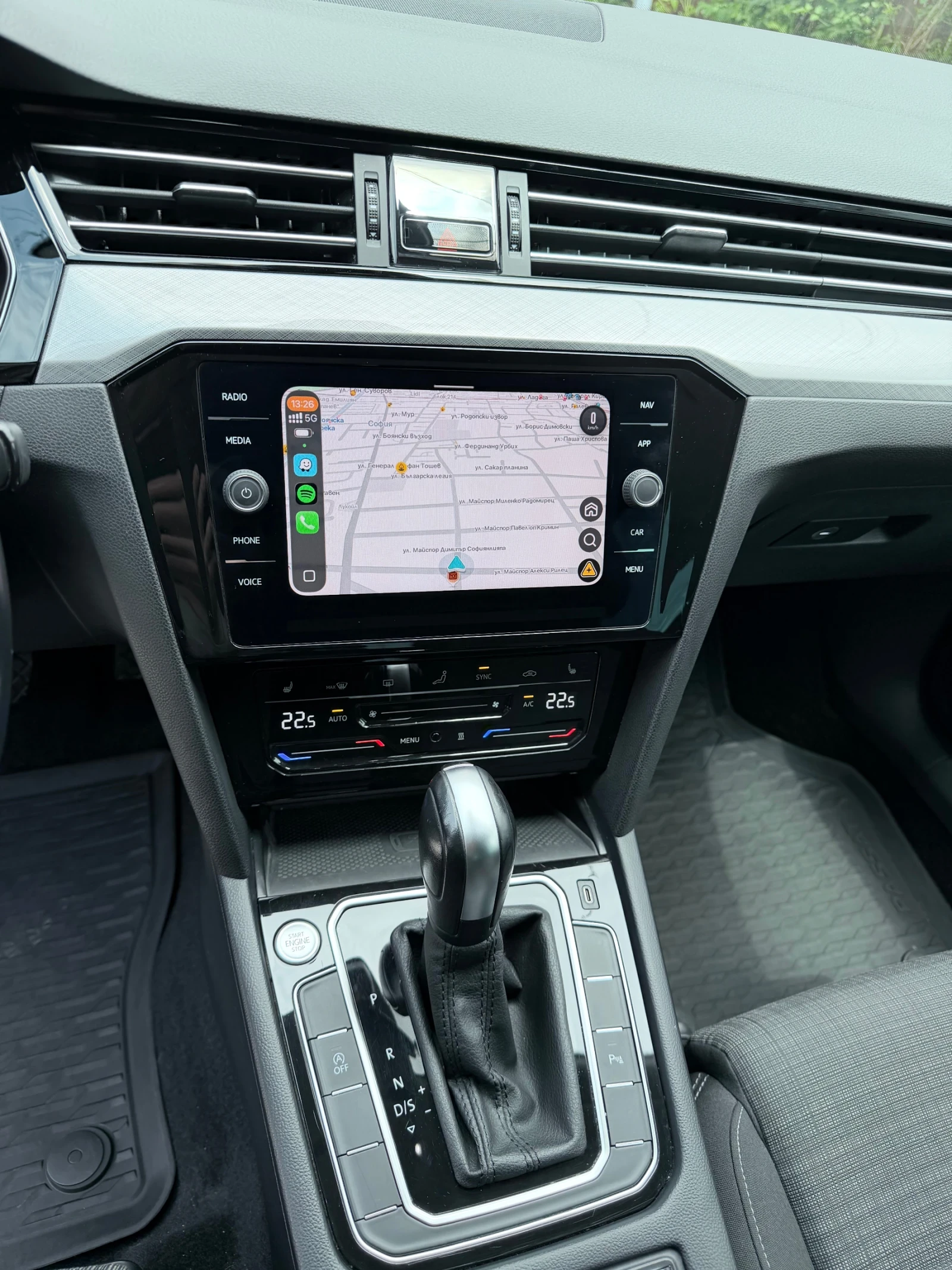 VW Passat Variant Business 2.0 TDI, снимка 8 - Автомобили и джипове - 54566822