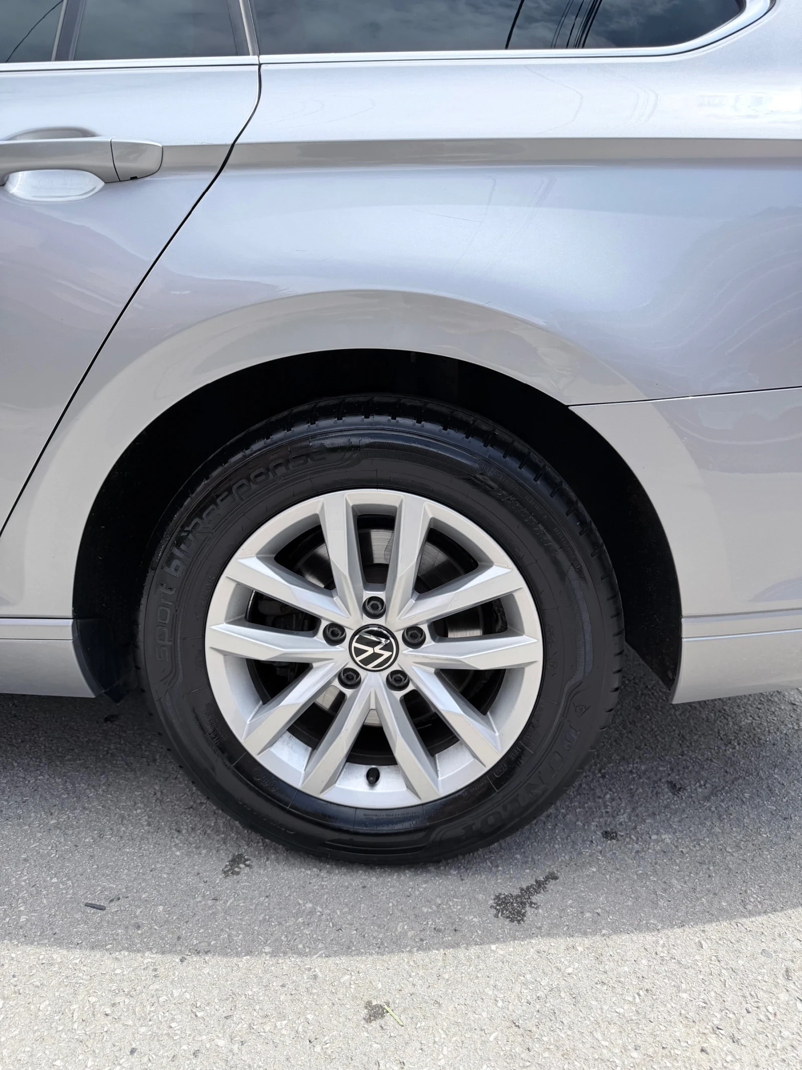 VW Passat Variant Business 2.0 TDI, снимка 4 - Автомобили и джипове - 54566822