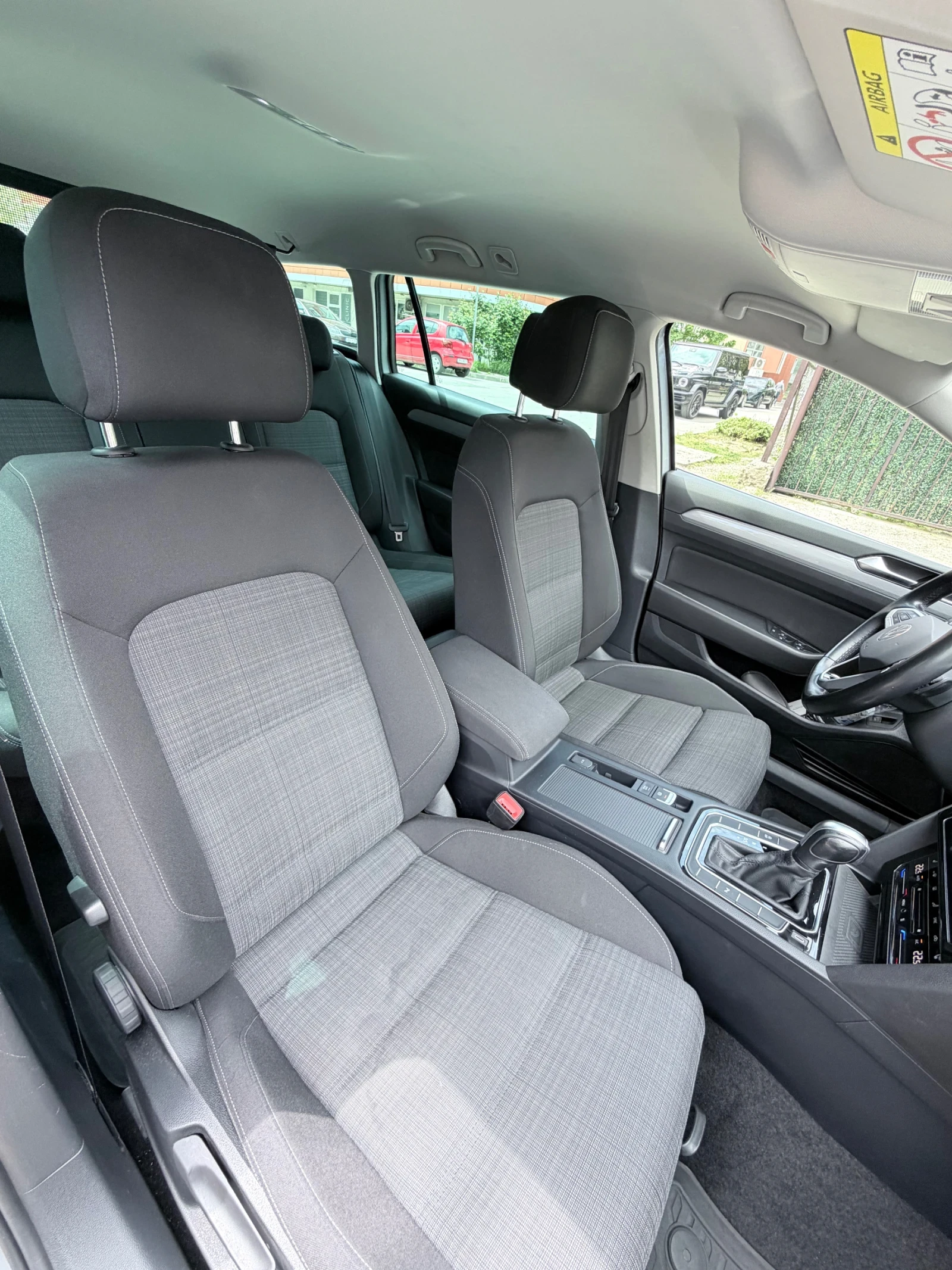 VW Passat Variant Business 2.0 TDI, снимка 14 - Автомобили и джипове - 54566822