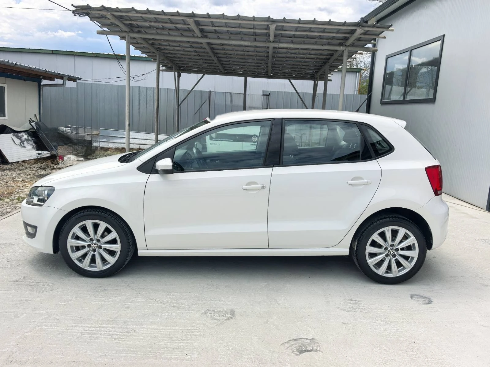 VW Polo 1.4i/DSG-94000km!!!, снимка 4 - Автомобили и джипове - 54618621