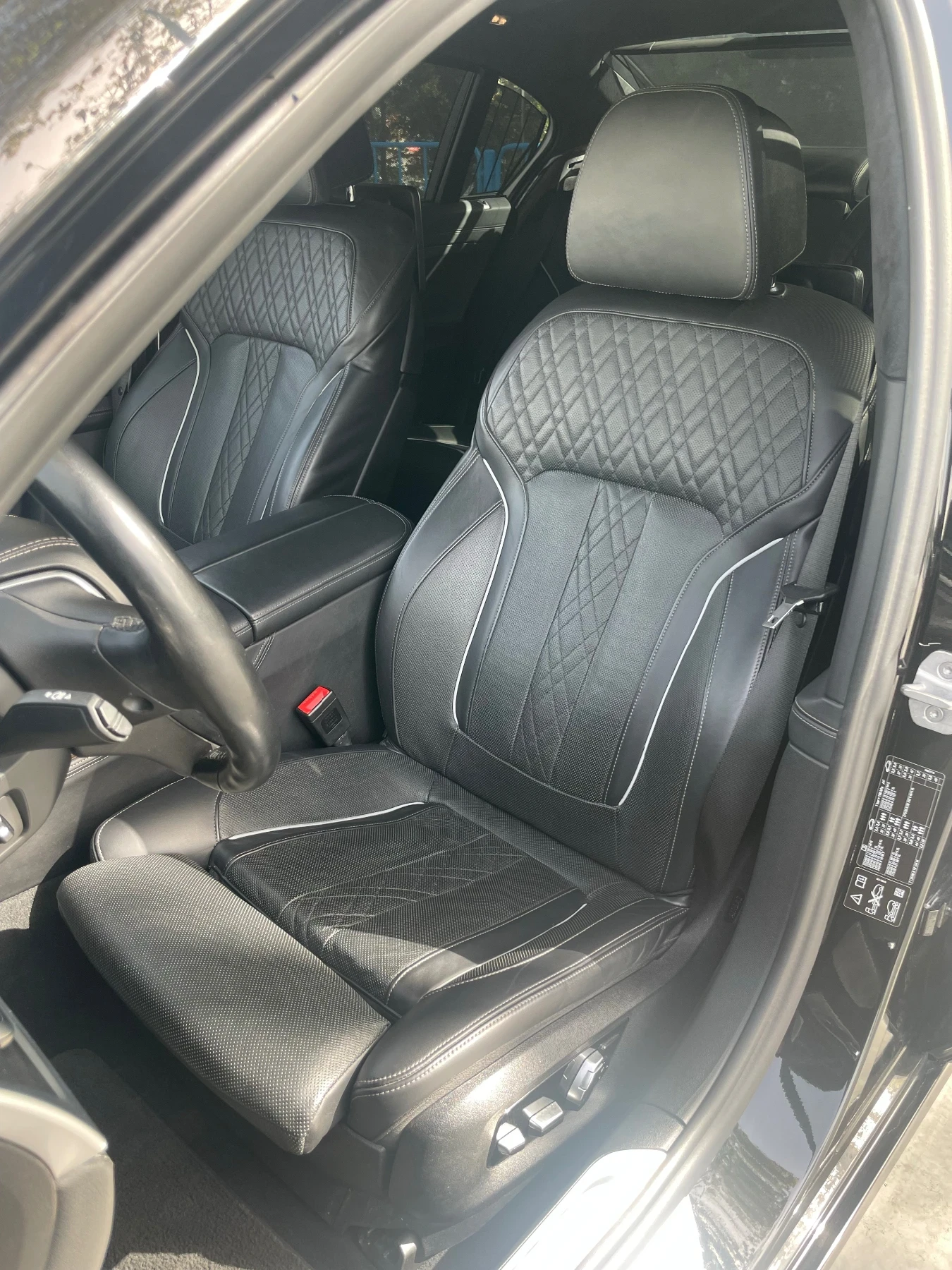 BMW 740 LD Xdrive, снимка 10 - Автомобили и джипове - 54688907