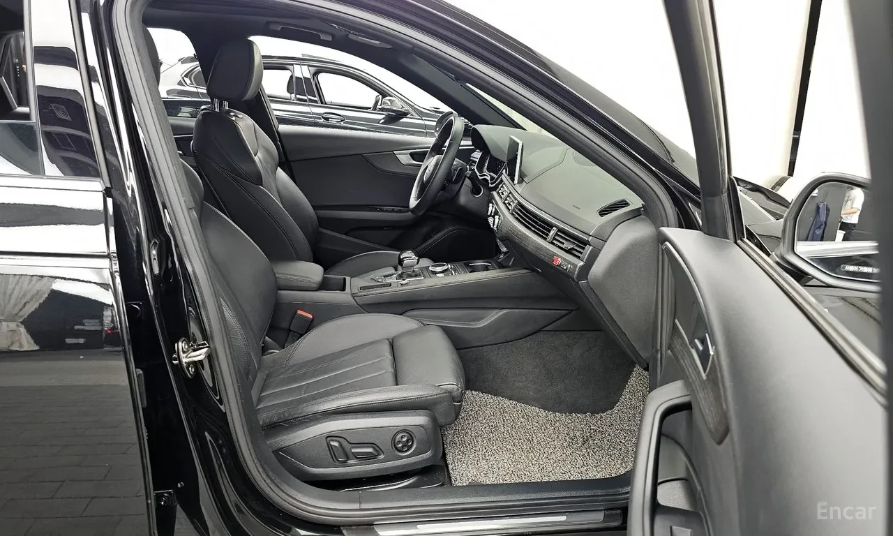 Audi A4 40 TFSI PREMIUM, снимка 11 - Автомобили и джипове - 54749161