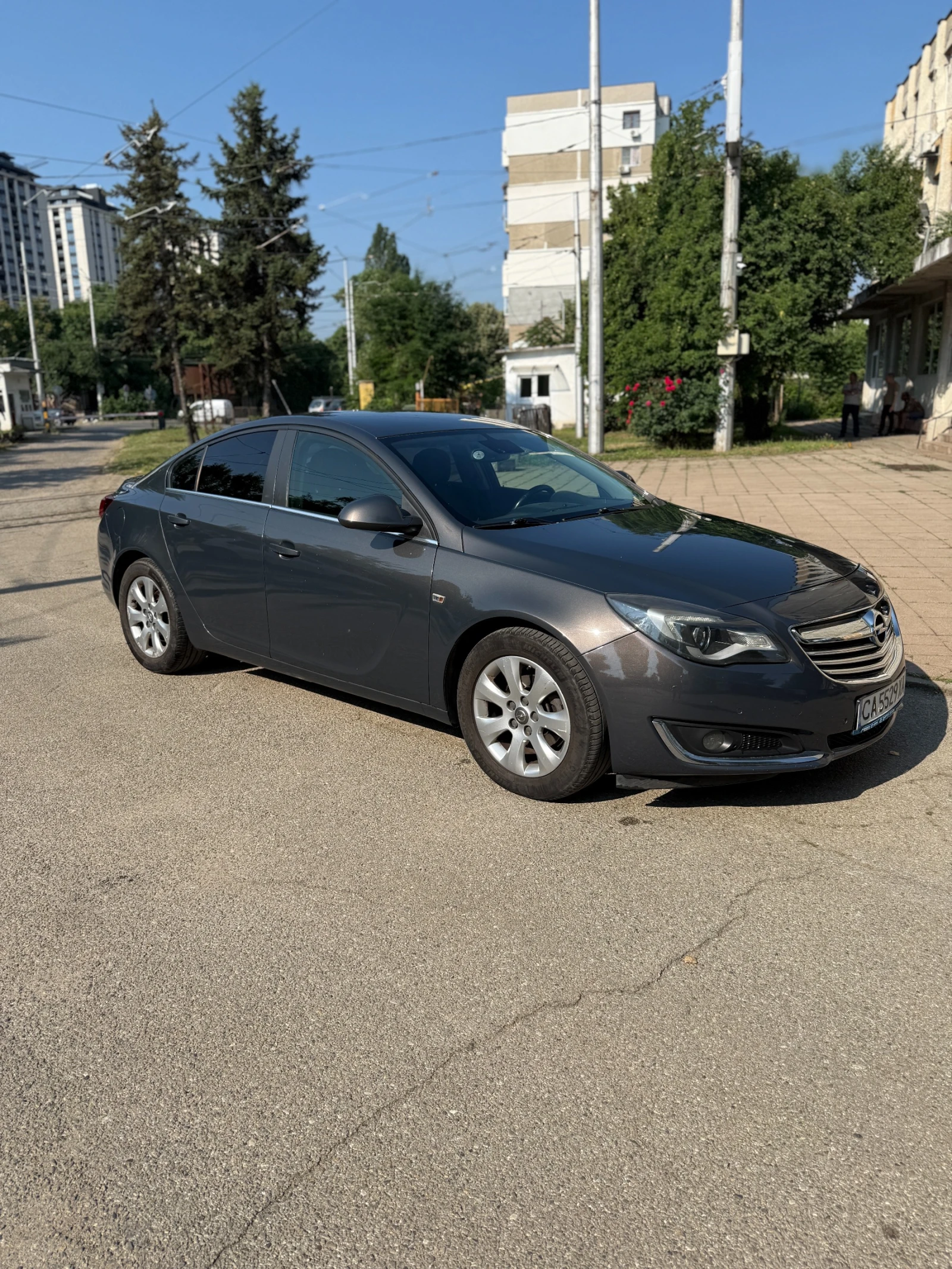 Opel Insignia, снимка 4 - Автомобили и джипове - 55049202