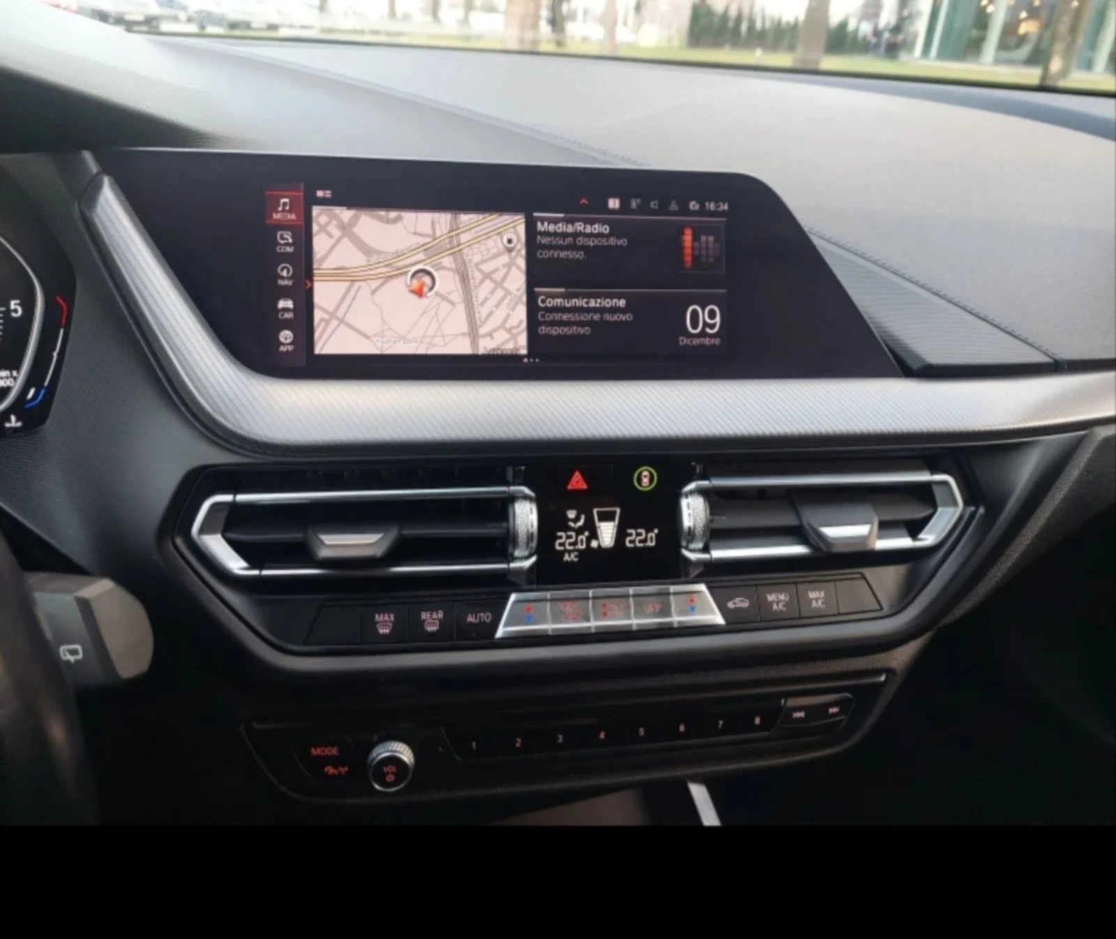 BMW 118 118D M-paket, снимка 13 - Автомобили и джипове - 55469419