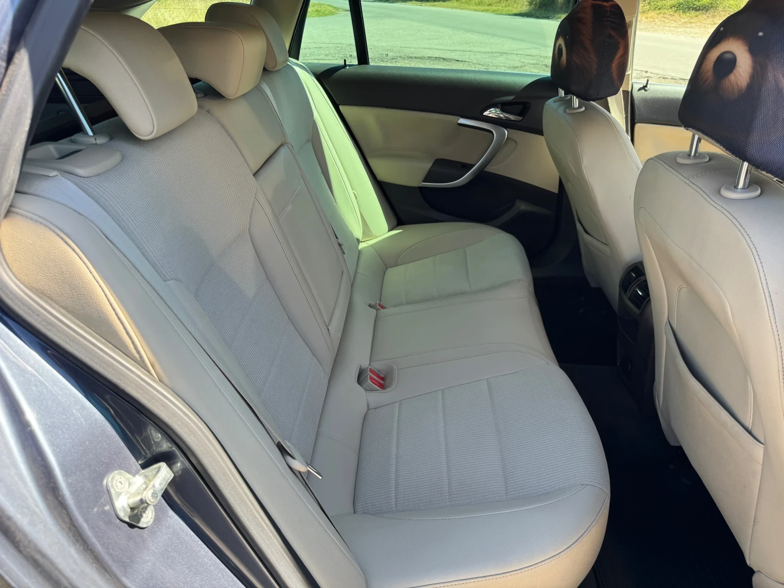 Opel Insignia 2.0 CDTI Sport/Tour, снимка 10 - Автомобили и джипове - 55988607