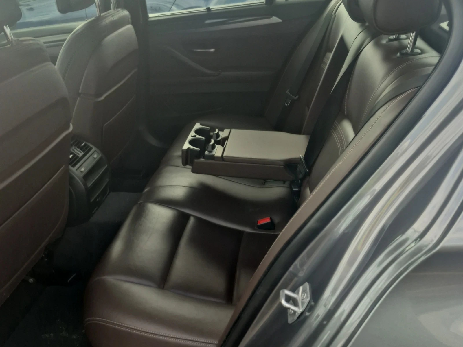 BMW 535 XDRIVE* HARMAN KARDON* 360* CARFAX , снимка 14 - Автомобили и джипове - 56009872