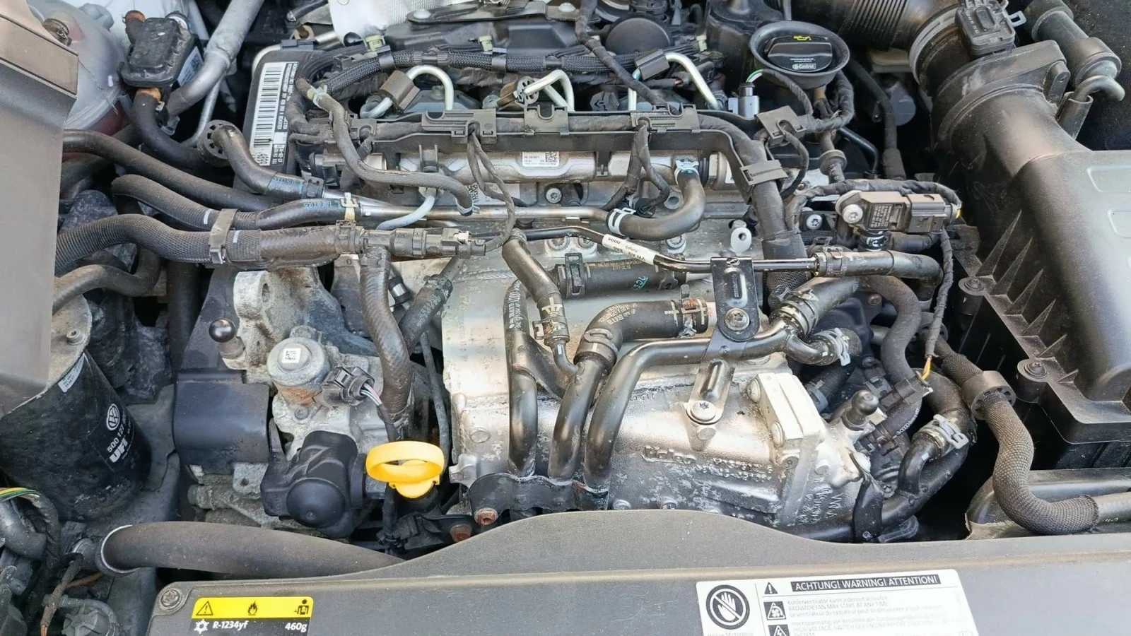 VW Golf Учебен  1 .6TDI, снимка 17 - Автомобили и джипове - 56015630