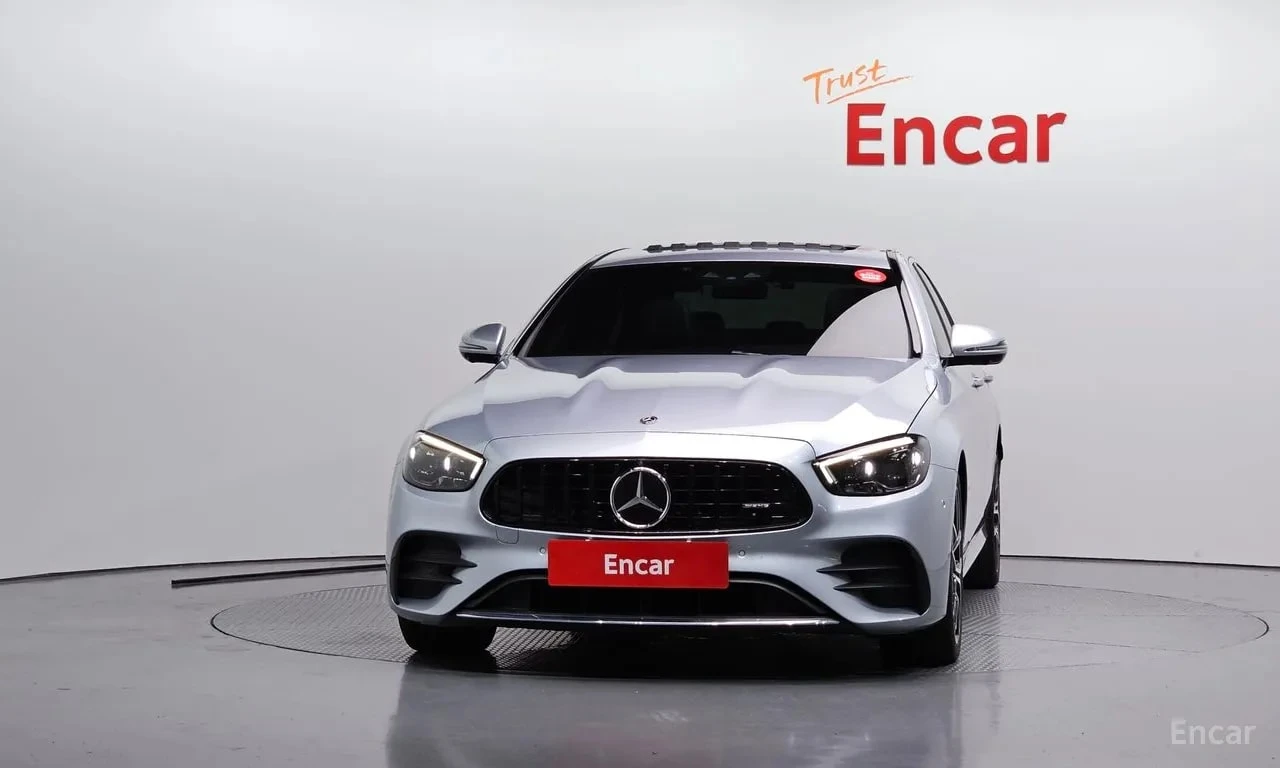 Mercedes-Benz E 220 * ДИСТРОНИК * ХЕД-ЪП * 360 * BURMESTER, снимка 3 - Автомобили и джипове - 56083871