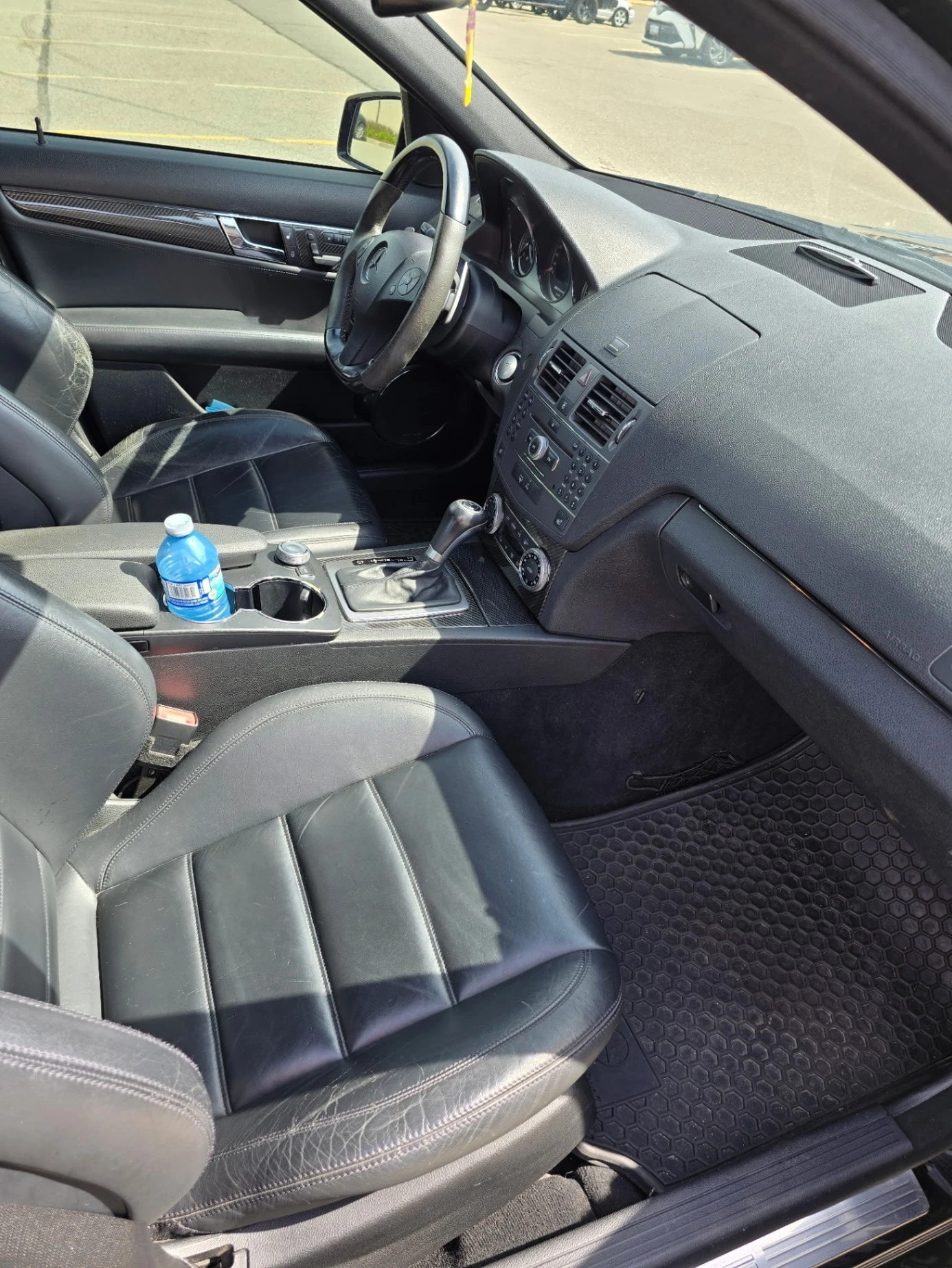 Mercedes-Benz C 63 AMG RWD/CARFAX/БЕЗ ИНЦИДЕНТИ/, снимка 9 - Автомобили и джипове - 56115044