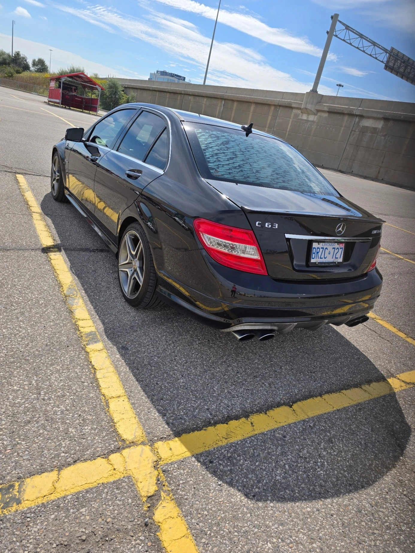 Mercedes-Benz C 63 AMG RWD/CARFAX/БЕЗ ИНЦИДЕНТИ/, снимка 2 - Автомобили и джипове - 56115044