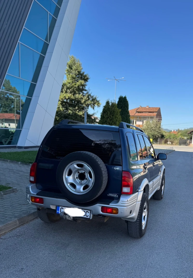 Suzuki Grand vitara 2.5 ГАЗОВ ИНЖЕКЦИОН, снимка 3 - Автомобили и джипове - 51897938