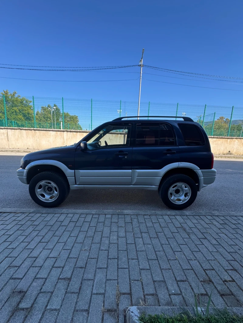 Suzuki Grand vitara 2.5 ГАЗОВ ИНЖЕКЦИОН, снимка 6 - Автомобили и джипове - 51897938