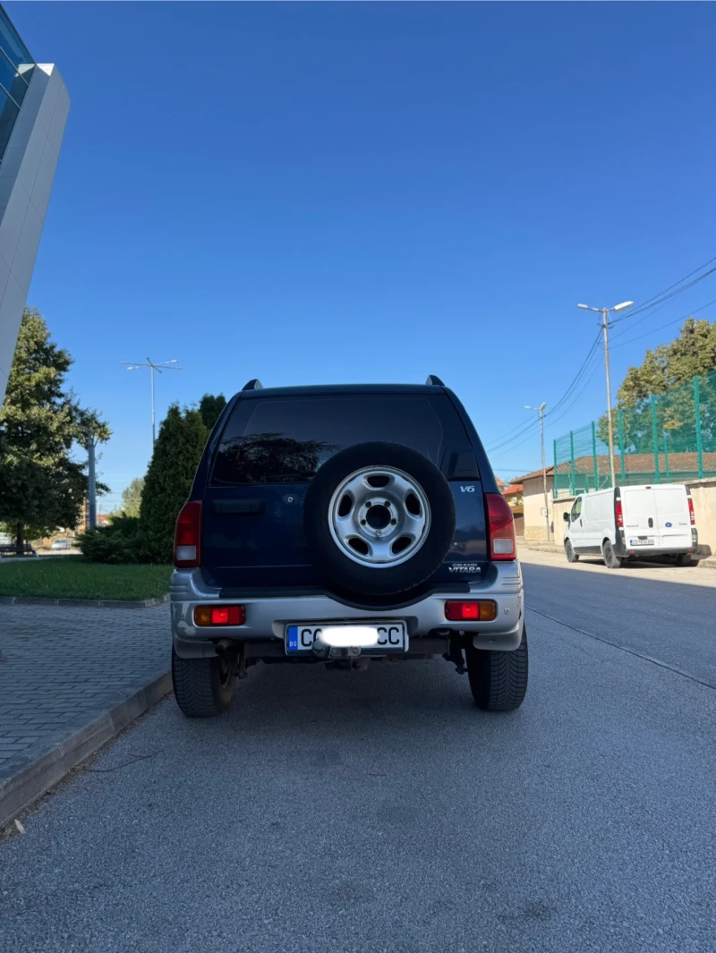 Suzuki Grand vitara 2.5 ГАЗОВ ИНЖЕКЦИОН, снимка 4 - Автомобили и джипове - 51897938