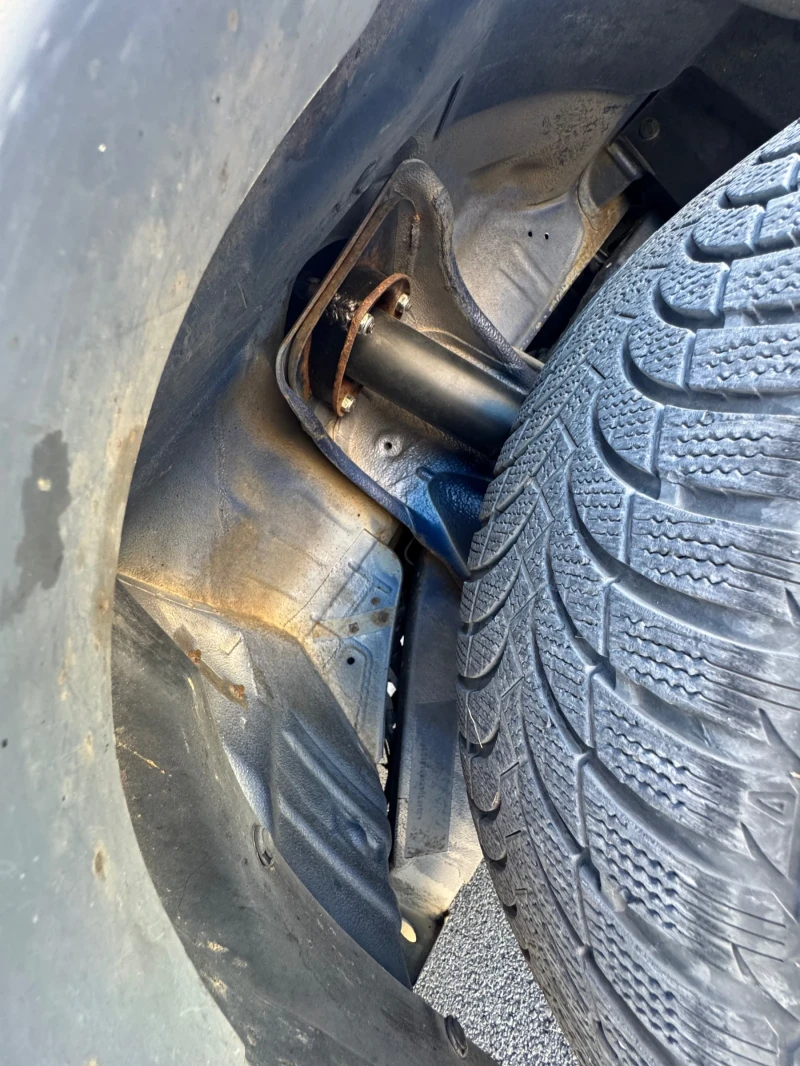 Suzuki Grand vitara 2.5 ГАЗОВ ИНЖЕКЦИОН, снимка 10 - Автомобили и джипове - 51897938