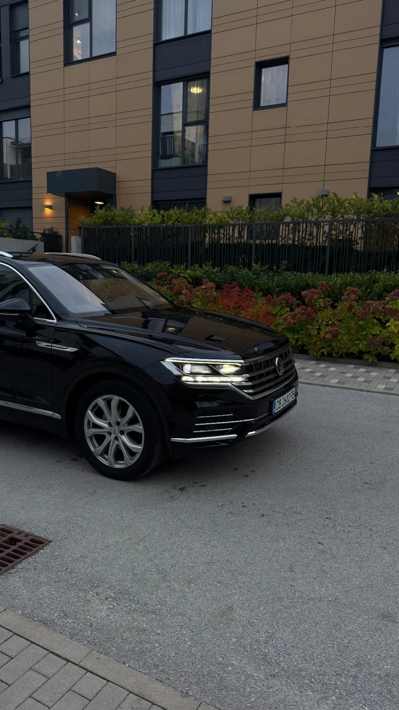 VW Touareg 3.0 TDI BMT 4Motion Tiptronic Matrix, снимка 17 - Автомобили и джипове - 52843801
