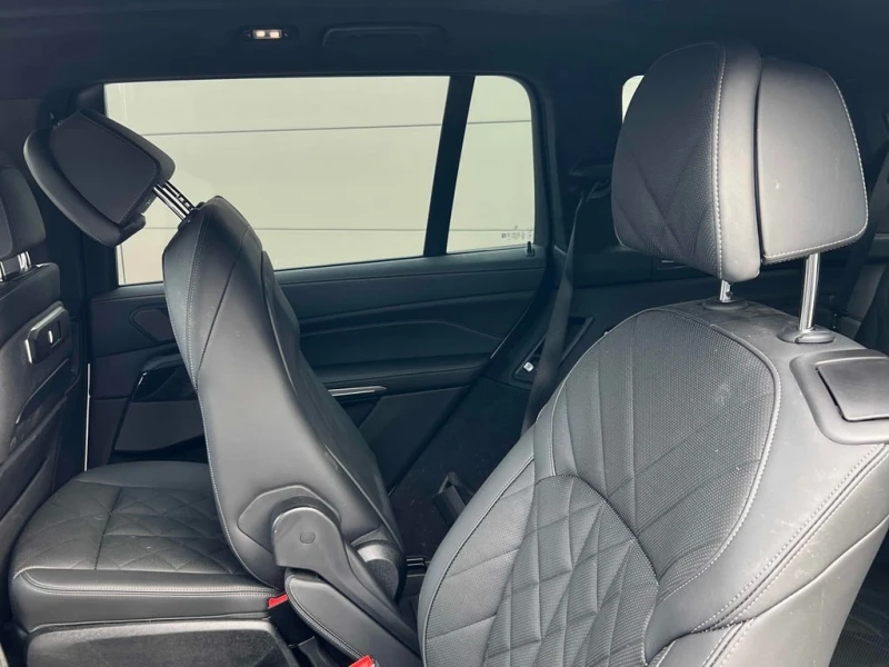 BMW X7 * xDrive40i * ДИСТРОНИК* ОБДУХВАНЕ* ПАНОРАМА* , снимка 11 - Автомобили и джипове - 53436289