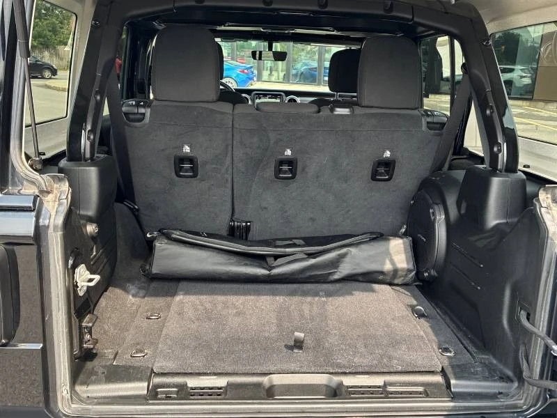 Jeep Wrangler * Unlimited Sahara * ПРЕДСТАВИТЕЛСТВО * CARFAX, снимка 13 - Автомобили и джипове - 55645099