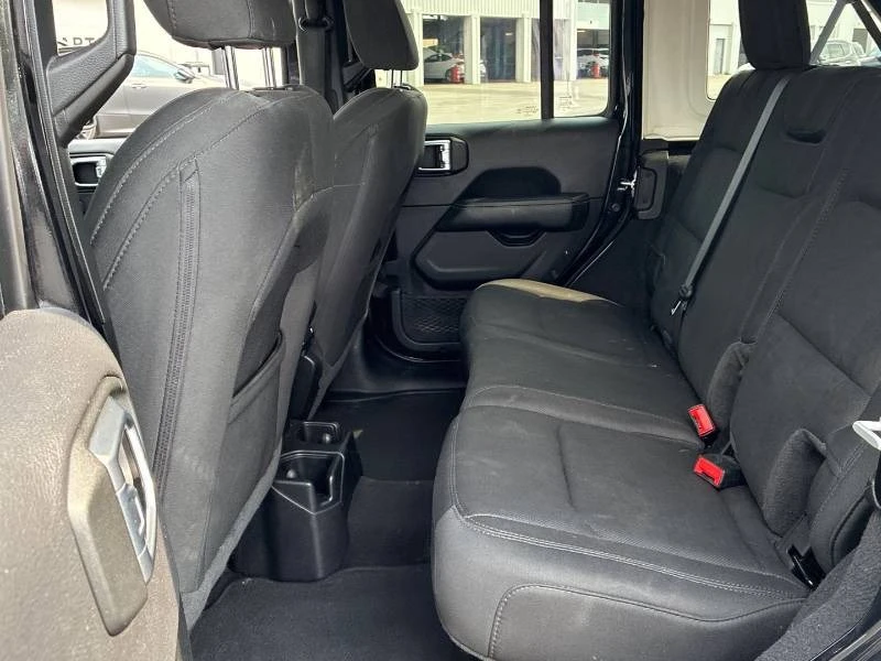 Jeep Wrangler * Unlimited Sahara * ПРЕДСТАВИТЕЛСТВО * CARFAX, снимка 12 - Автомобили и джипове - 55645099