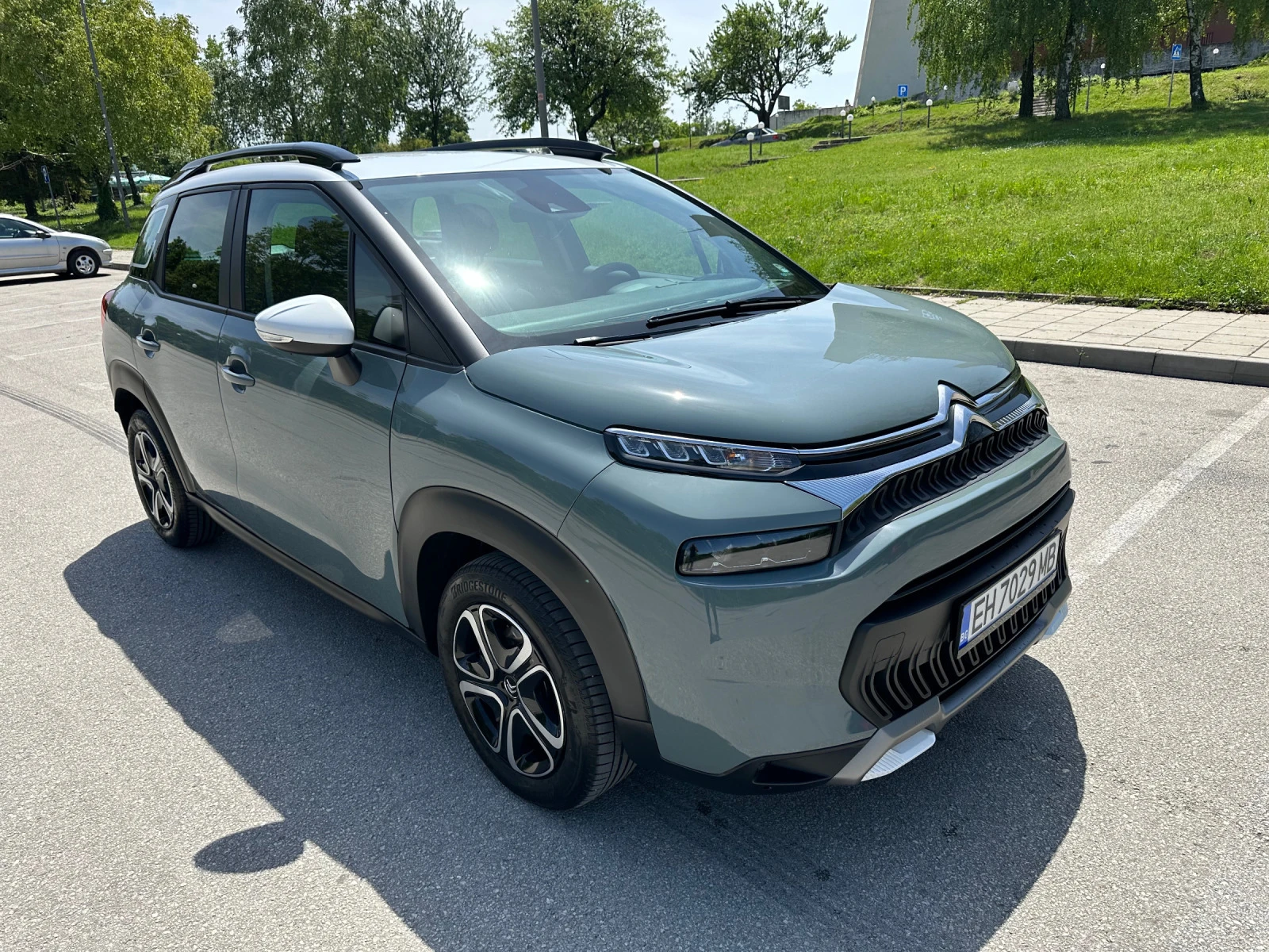 Citroen C3 Aircross 1.2i STT SHINE PureTech ГАРАНЦИЯ - изображение 2