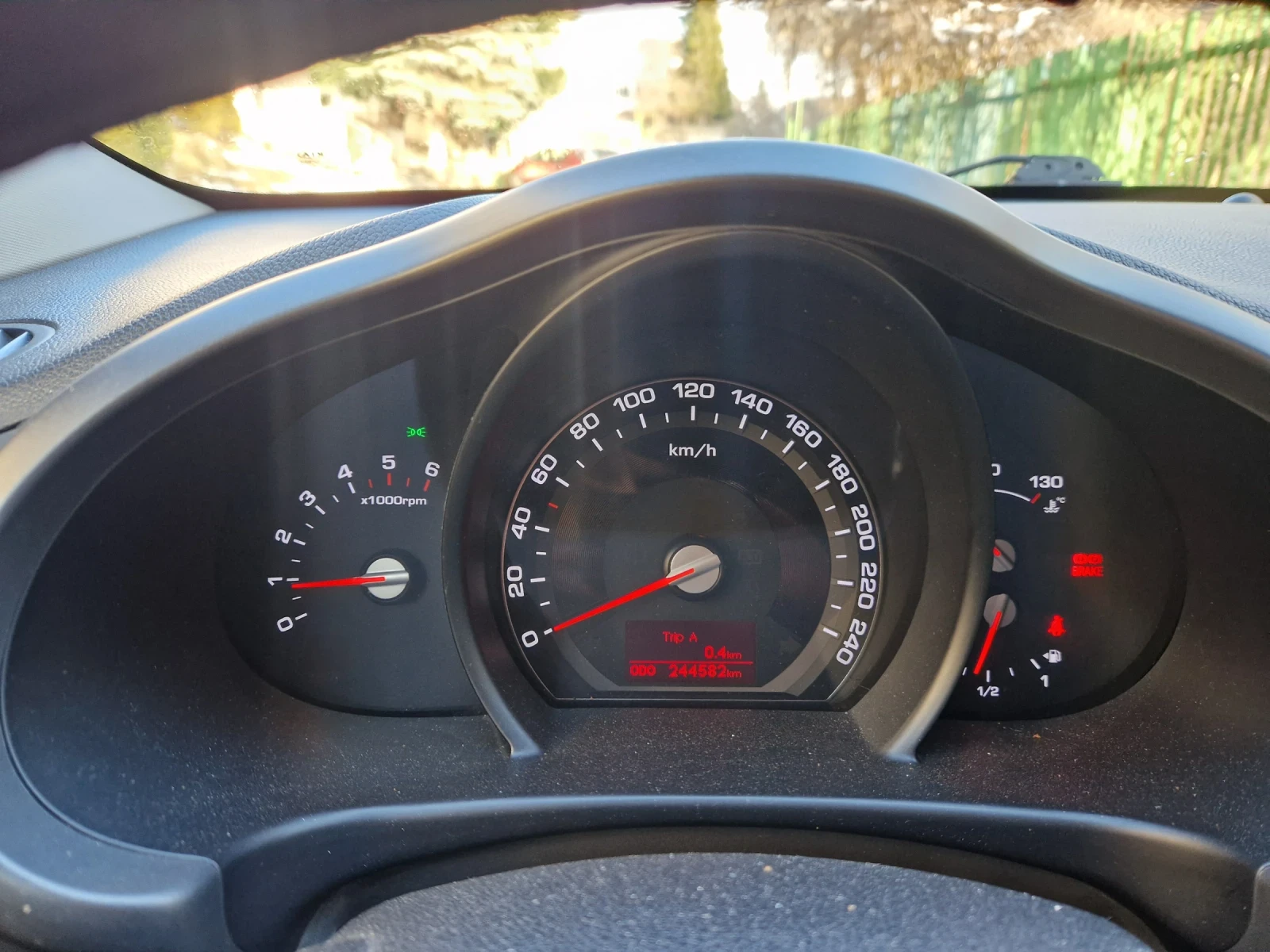 Kia Sportage 1.7CRDi 2WD, снимка 16 - Автомобили и джипове - 53591507