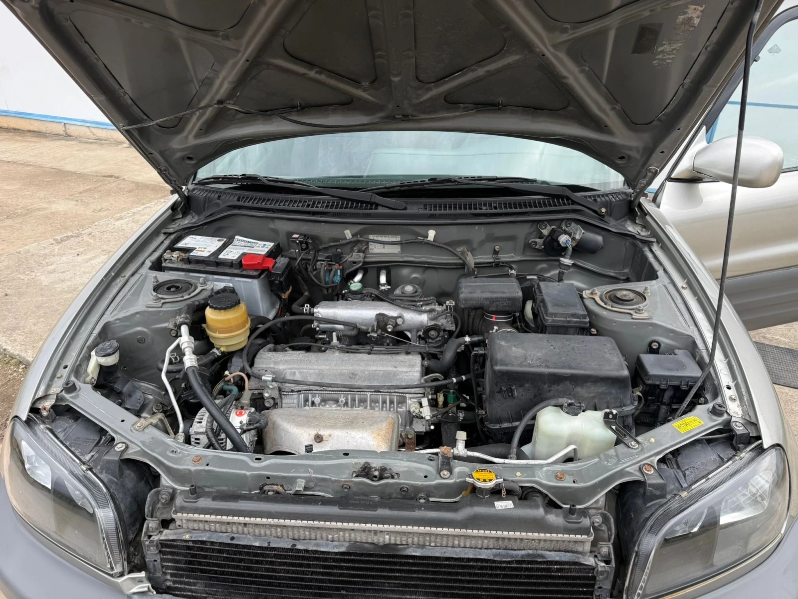 Toyota Rav4 2.0i 4x4 CLIMA, снимка 12 - Автомобили и джипове - 54001090