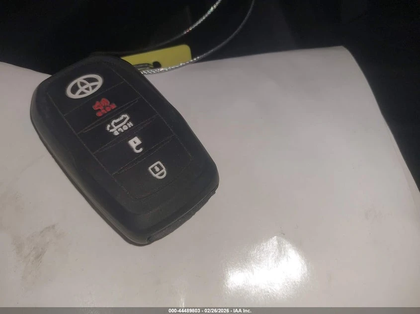 Toyota Sequoia 3.4l Trd Pro, снимка 11 - Автомобили и джипове - 54121833