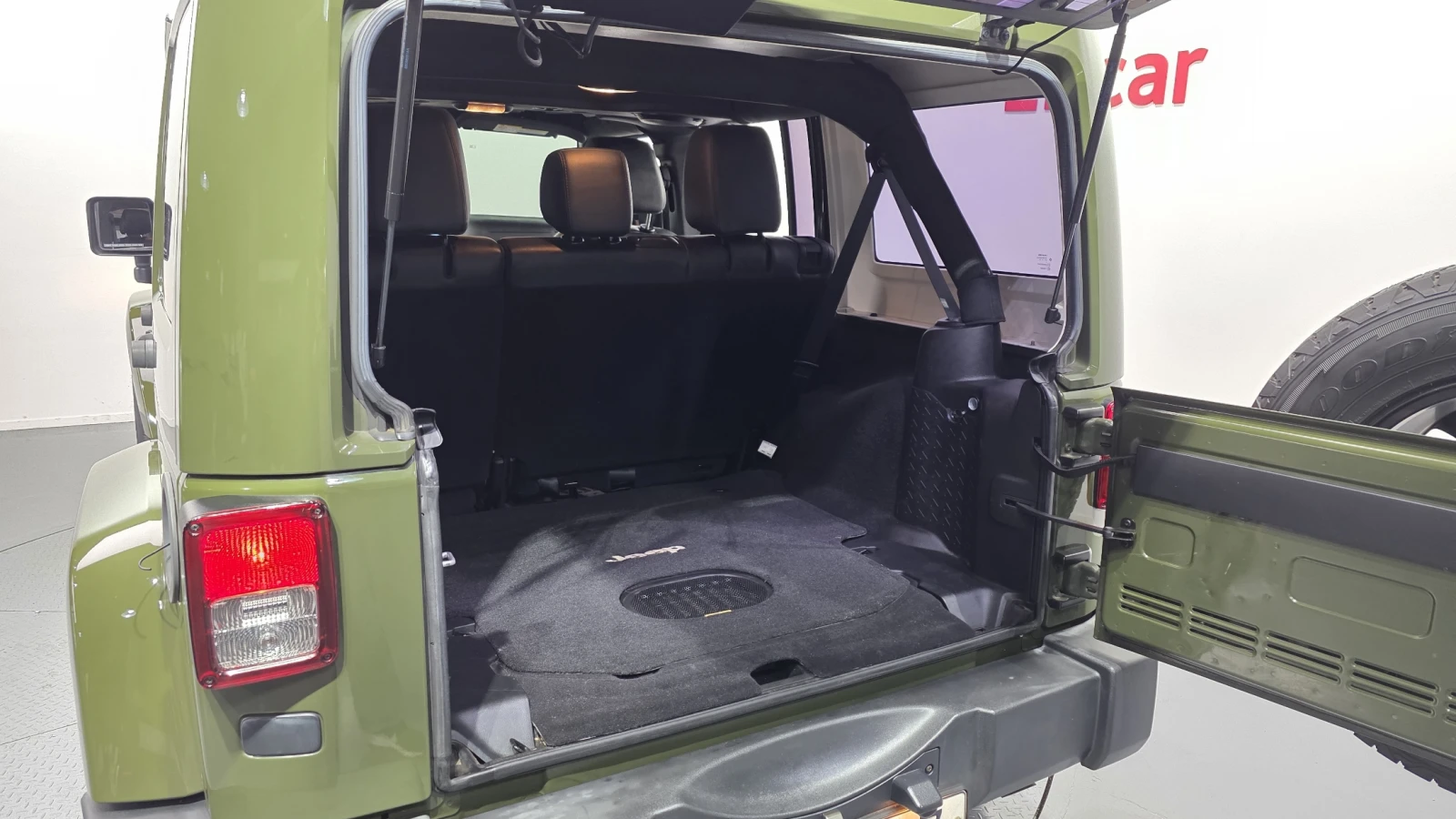 Jeep Wrangler 75TH SPECIAL EDITION* КАТО НОВ* КРАЙНА ЦЕНА, снимка 17 - Автомобили и джипове - 54628644