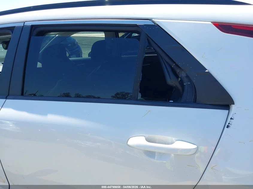 Kia Niro Ev Wind, снимка 6 - Автомобили и джипове - 54832956