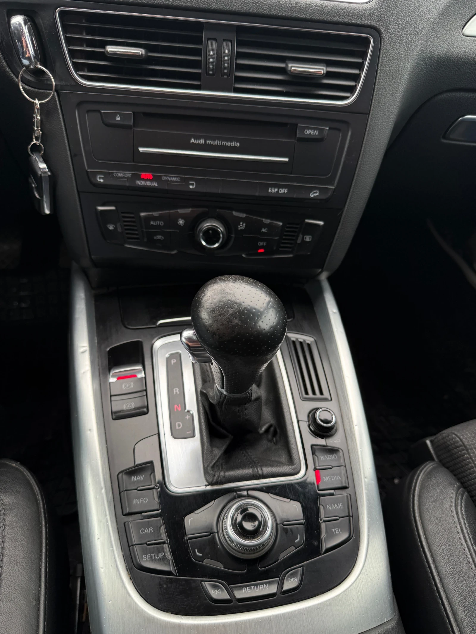 Audi Q5, снимка 12 - Автомобили и джипове - 54857620