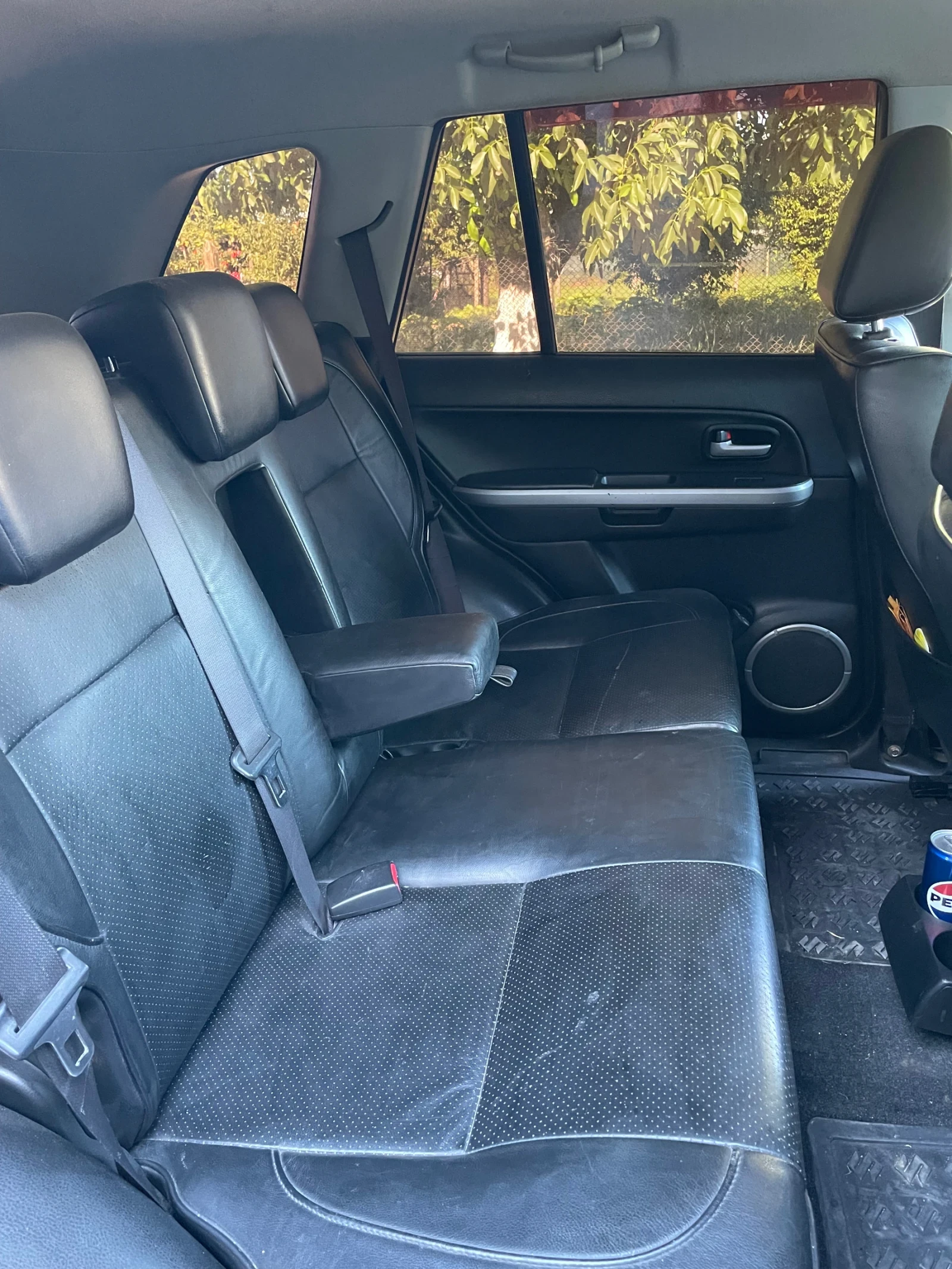 Suzuki Grand vitara 1.9, снимка 12 - Автомобили и джипове - 54903318
