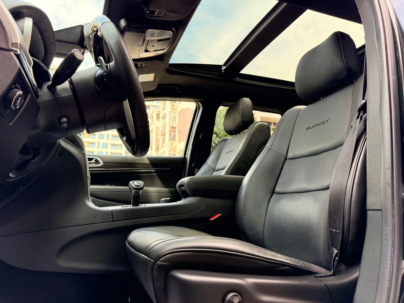 Jeep Grand cherokee 3.6 V6 SUMMIT PANORAMA OBDUHVANE PODGREV KAMERA , снимка 9 - Автомобили и джипове - 54976549