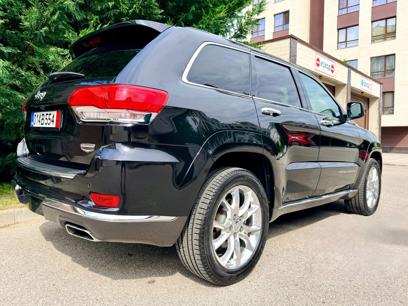 Jeep Grand cherokee 3.6 V6 SUMMIT PANORAMA OBDUHVANE PODGREV KAMERA , снимка 5 - Автомобили и джипове - 54976549