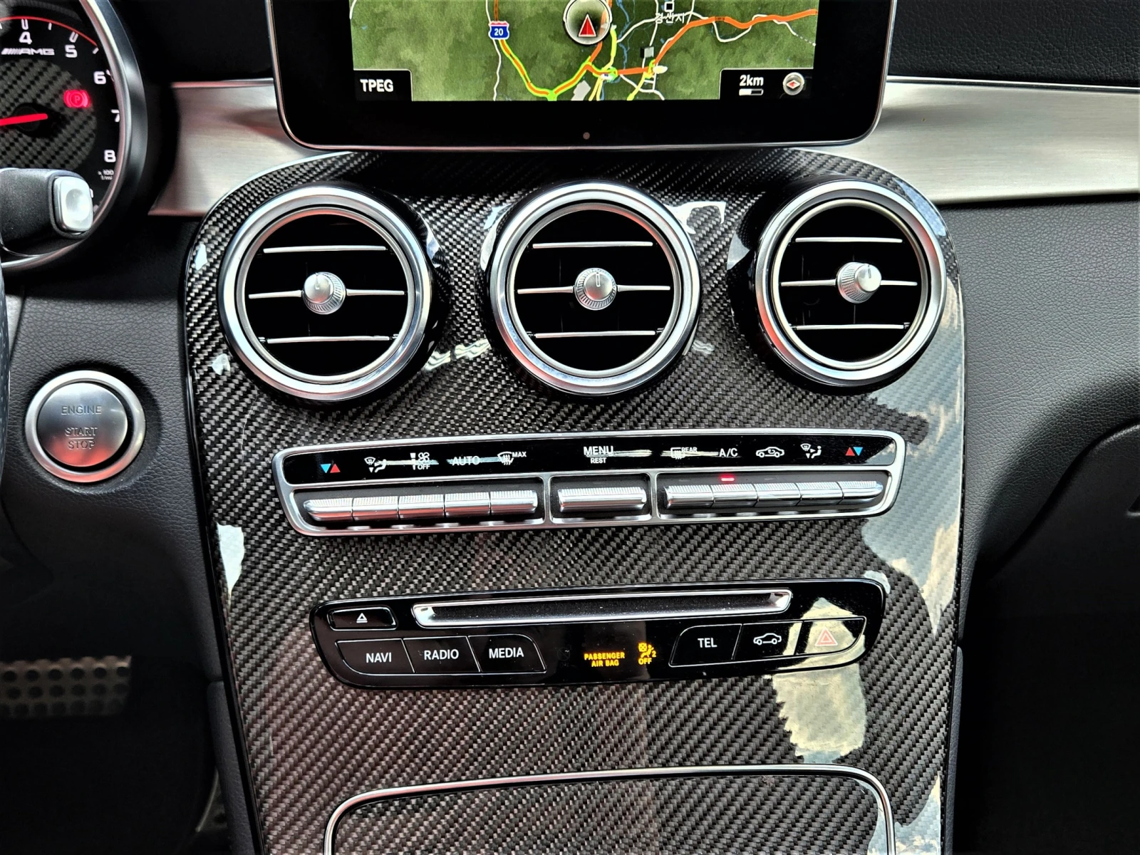 Mercedes-Benz GLC 63 AMG S* DIS* HUD* 360* BURMASTER* KEYLESS* КРАЙНА ЦЕНА*, снимка 16 - Автомобили и джипове - 55126988