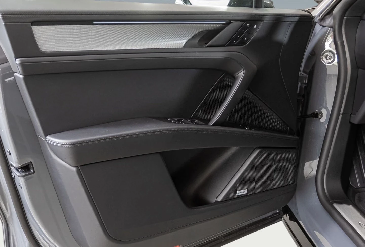 Porsche Cayenne S COUPE ELECTRIC BOSE SPORT-DESIGN HEAD-UP , снимка 14 - Автомобили и джипове - 55674331
