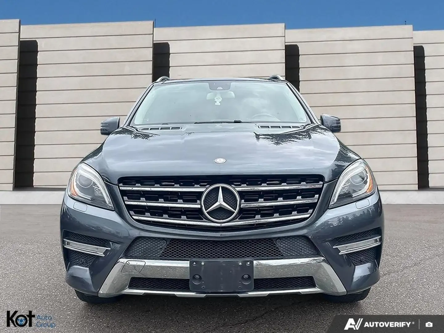 Mercedes-Benz ML 350 AMG* LINE* HARMON* KARDON* ПОДГРЕВ* КАМЕРА* КЕЙЛЕС, снимка 3 - Автомобили и джипове - 55981579