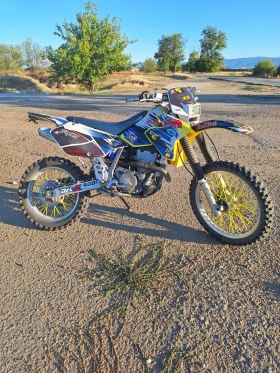     Suzuki DR-Z 400