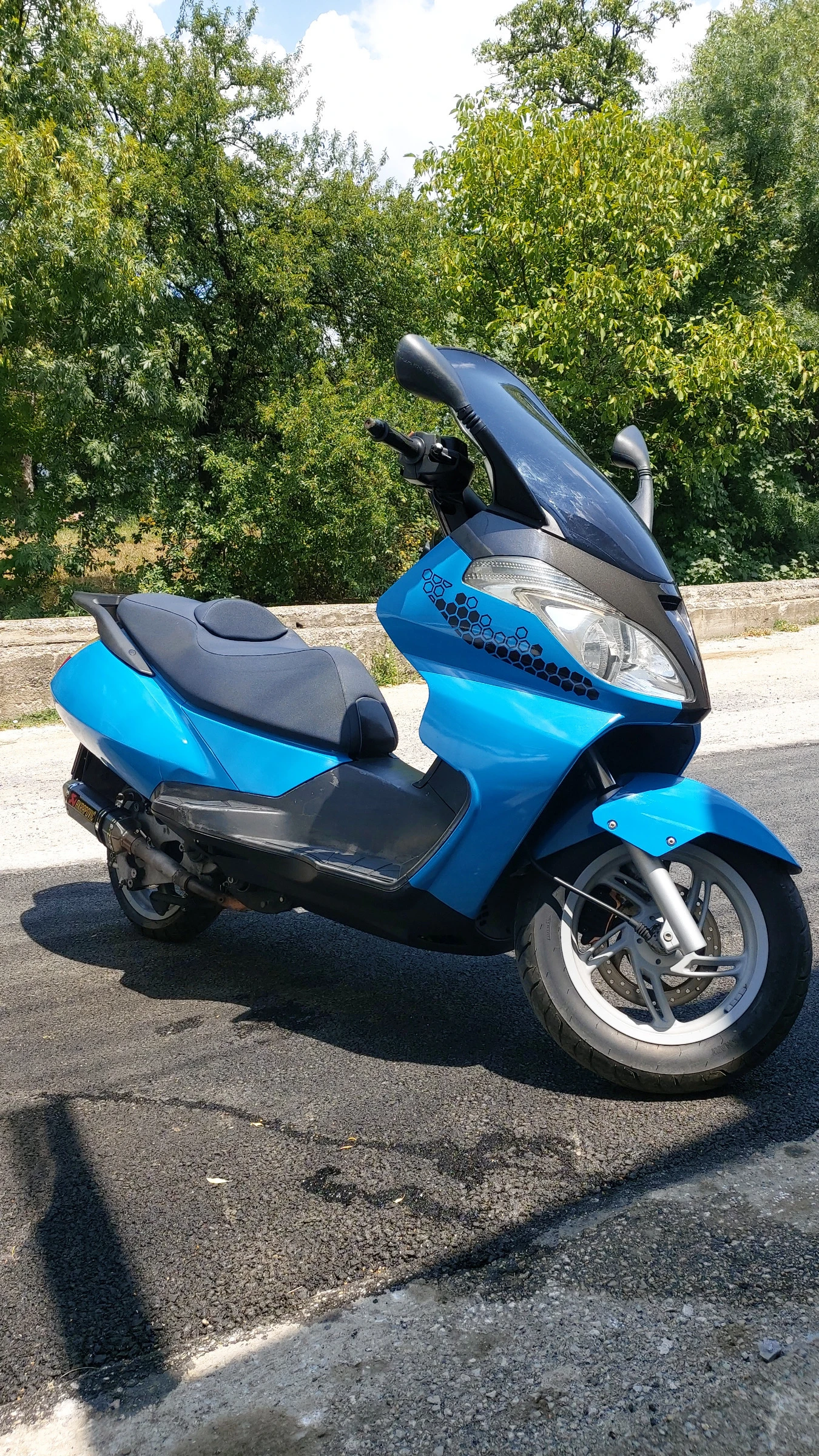 Aprilia Atlantic 250 - изображение 3