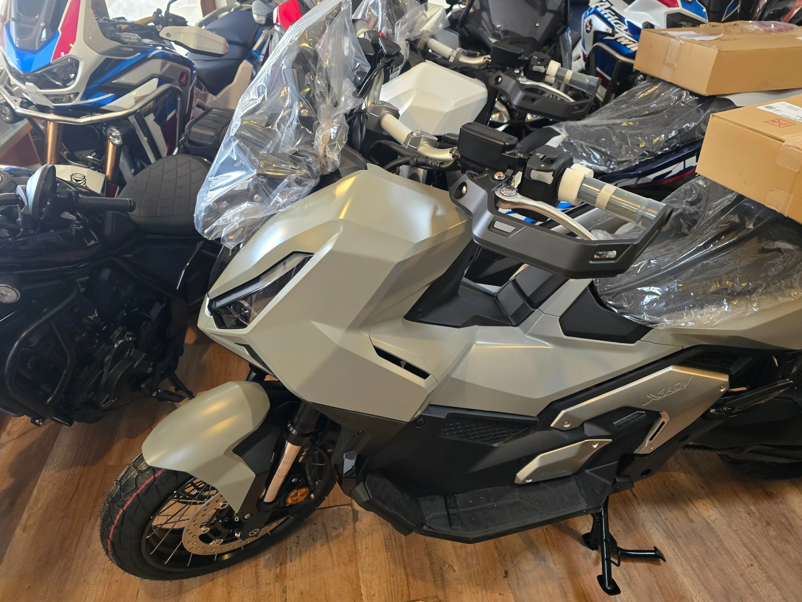 Honda X-ADV 750 New, снимка 4 - Мотоциклети и мототехника - 53266129