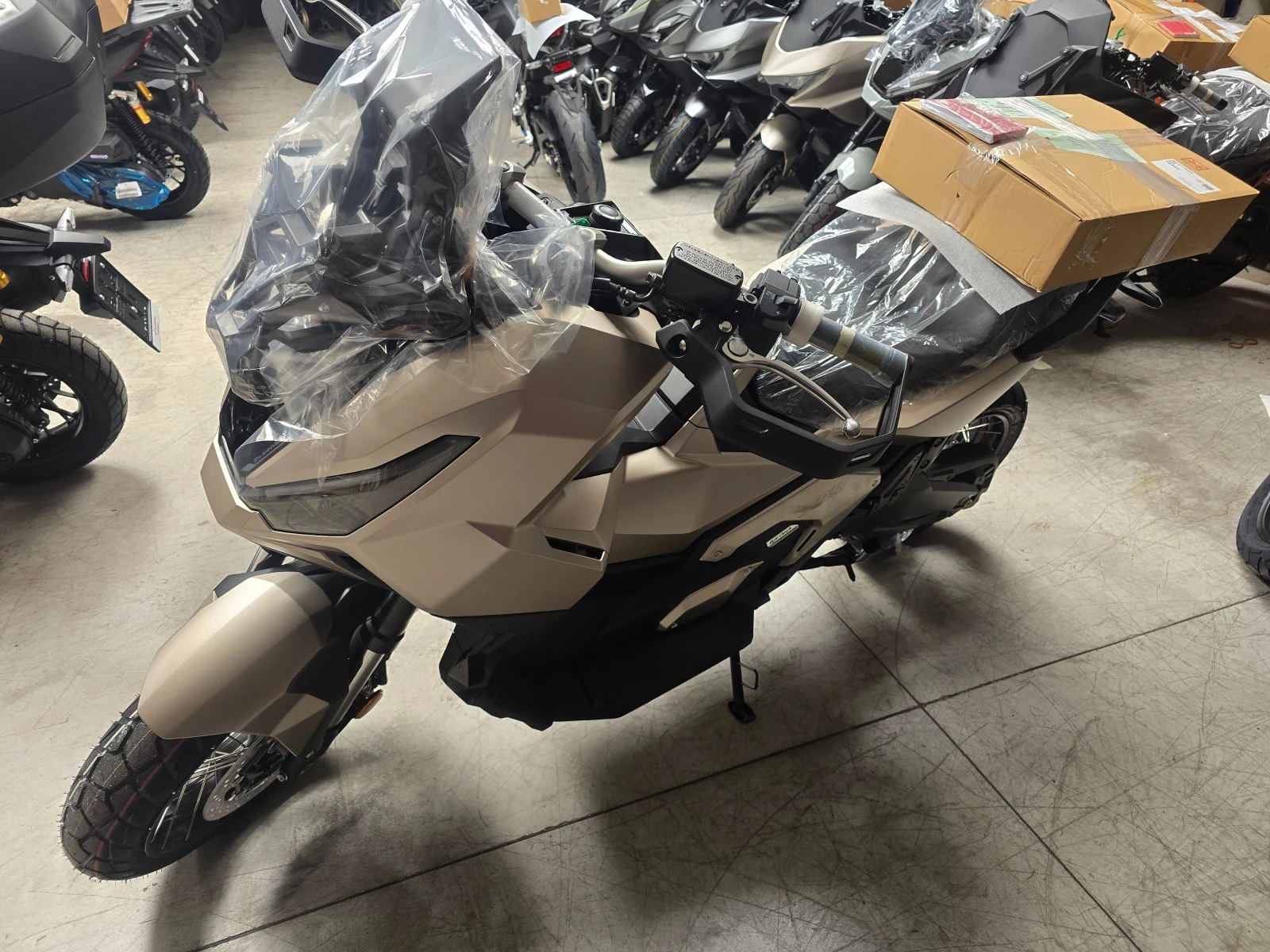Honda X-ADV 750 10th Anniversary 2027!!!!! NEW!! | Mobile.bg � ����������� 11