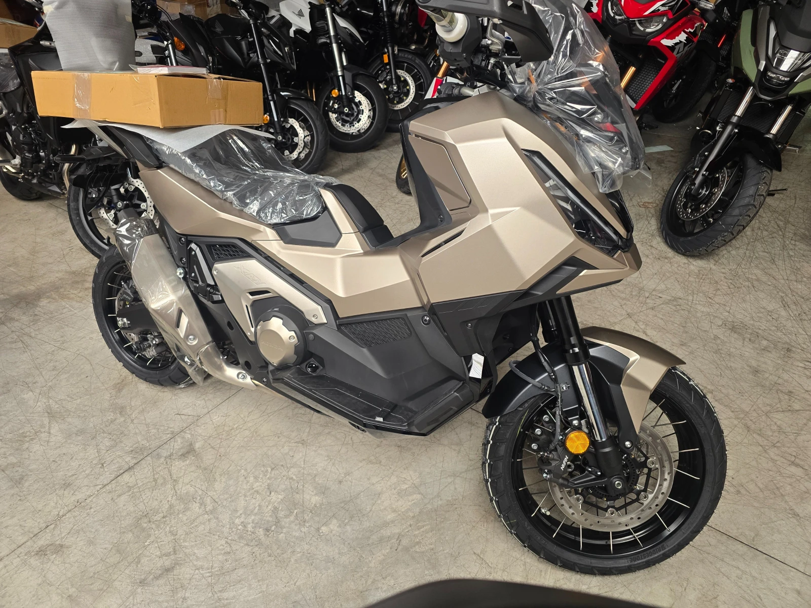 Honda X-ADV 750 10th Anniversary 2027!!!!! NEW!! | Mobile.bg � ����������� 6