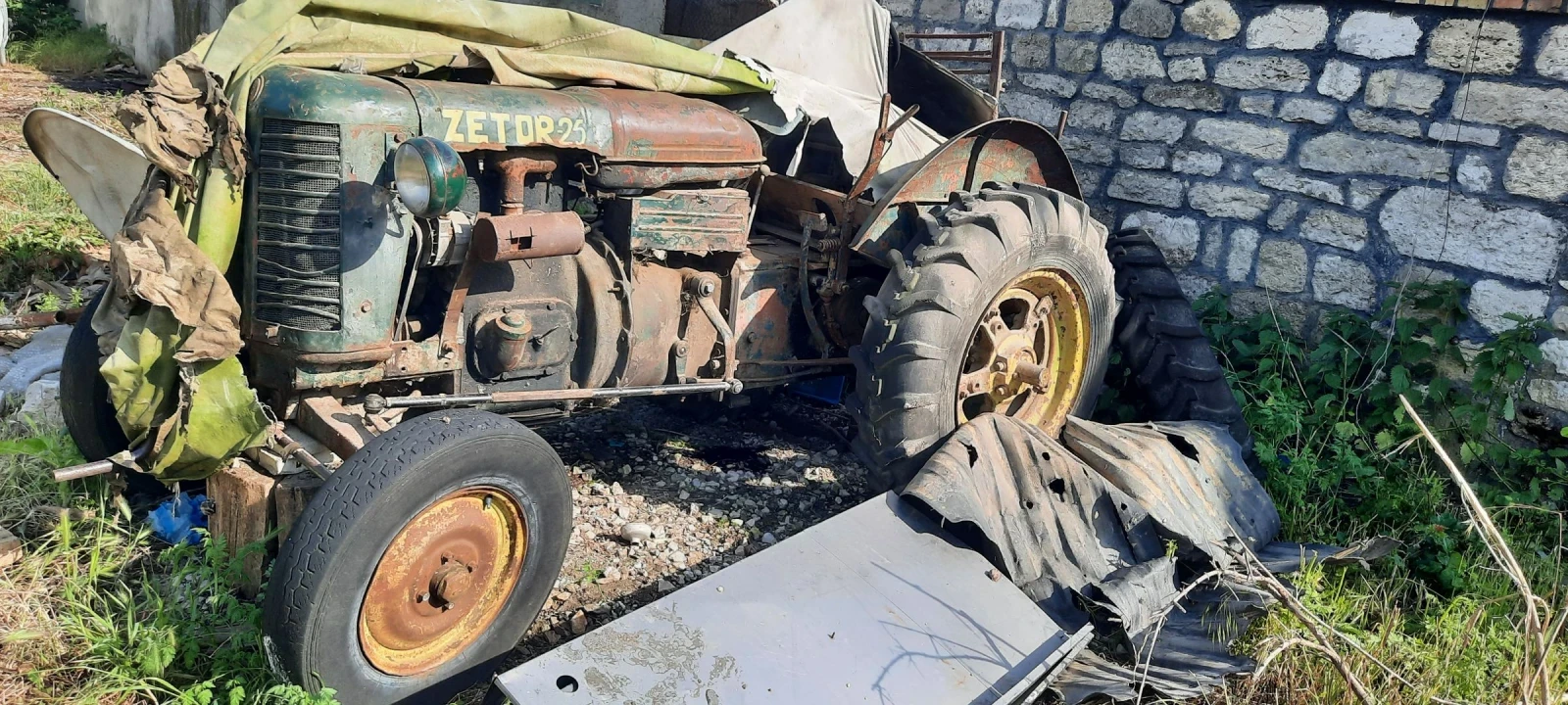 Трактор Zetor 25
